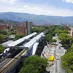 Apartamento Acogedor Barrio La Floresta Medellin