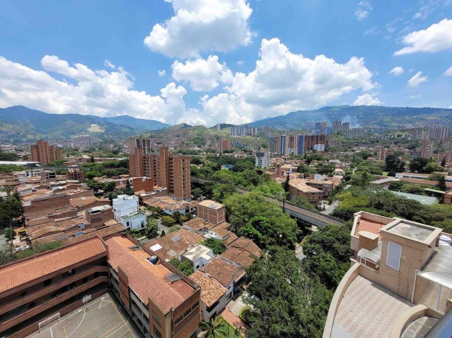 Apartamento Acogedor Barrio La Floresta *